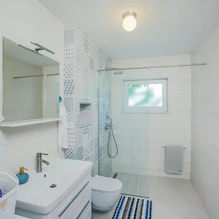 Villa Mandalina Hr Luxury With Private Pool, Tennis Court And Boccie Alley *