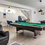 Mandalina Hr Luxury With Private Pool, Tennis Court And Boccie Alley