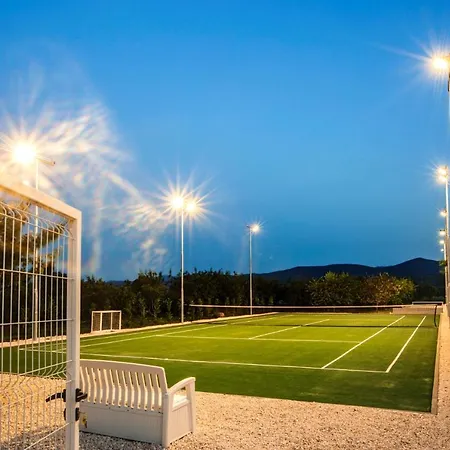 וילה Mandalina Hr Luxury With Private Pool, Tennis Court And Boccie Alley