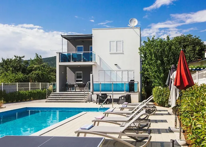 Villa Mandalina Hr Luxury With Private Pool, Tennis Court And Boccie Alley *